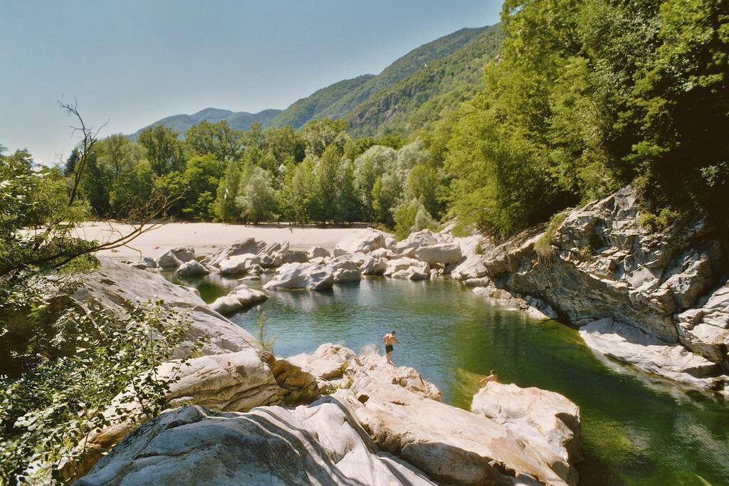 Hostel Baracca Backpacker Aurigeno Exteriér fotografie