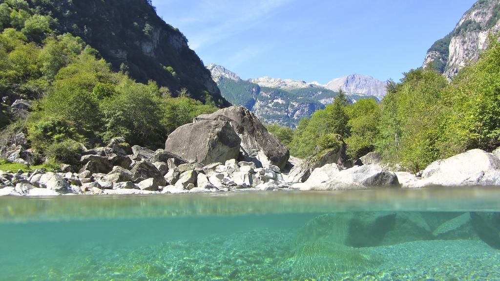 Hostel Baracca Backpacker Aurigeno Exteriér fotografie