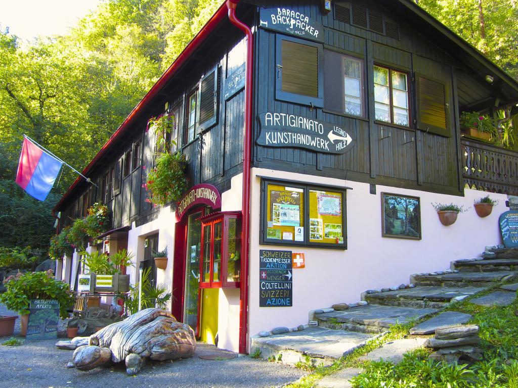 Hostel Baracca Backpacker Aurigeno Exteriér fotografie